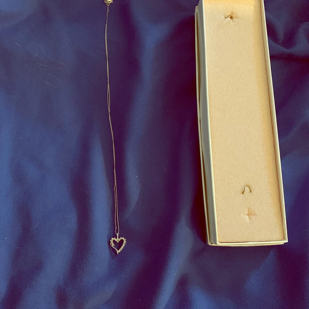 Diamond heart necklace